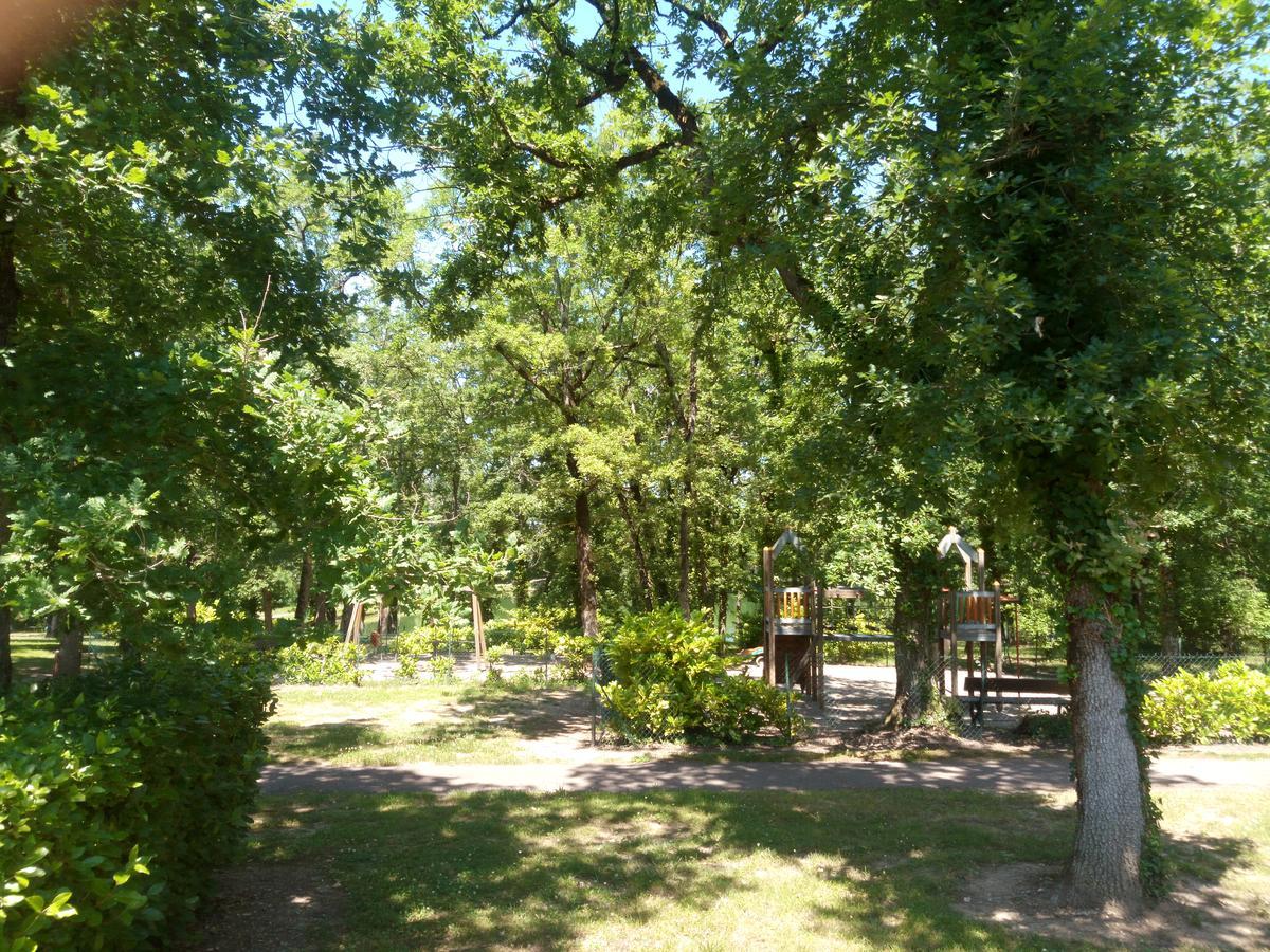 Residence Lac Mondesir Monflanquin Exteriör bild